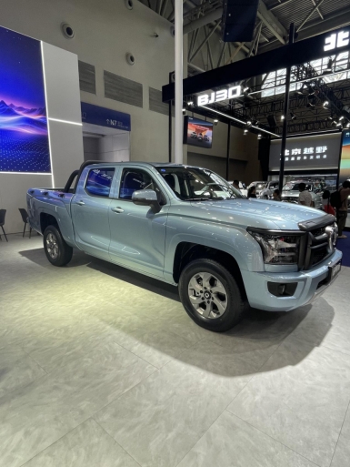 2025-chongqing-international-auto-exhibition-a-grand-showcase-where-tradition-meets-innovation17.jpg