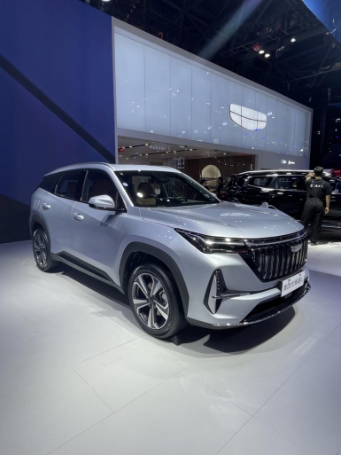 2025-chongqing-international-auto-exhibition-a-grand-showcase-where-tradition-meets-innovation4.jpg 2025-chongqing-international-auto-exhibition-a-grand-showcase-where-tradition-meets-innovation4.jpg